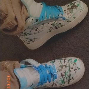 only wore a few times excellent condition Air Force One customized
